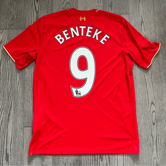 Liverpool 2015/2016 New Balance Home Shirt Jersey BENTEKE #9 - Picture 1 of 7